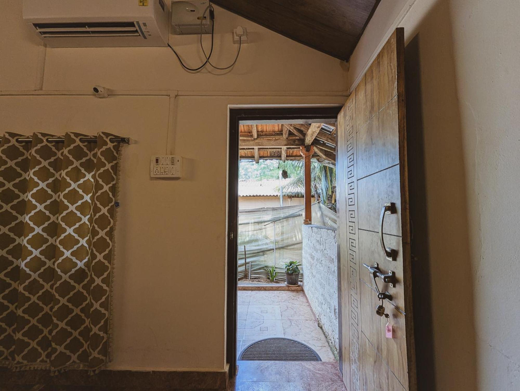 Sunset Cafe Beach Stay Gokarna  Εξωτερικό φωτογραφία